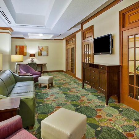 Holiday Inn Express Hotel & Suites Bryan-Montpelier By Ihg Холидей-Сити Экстерьер фото