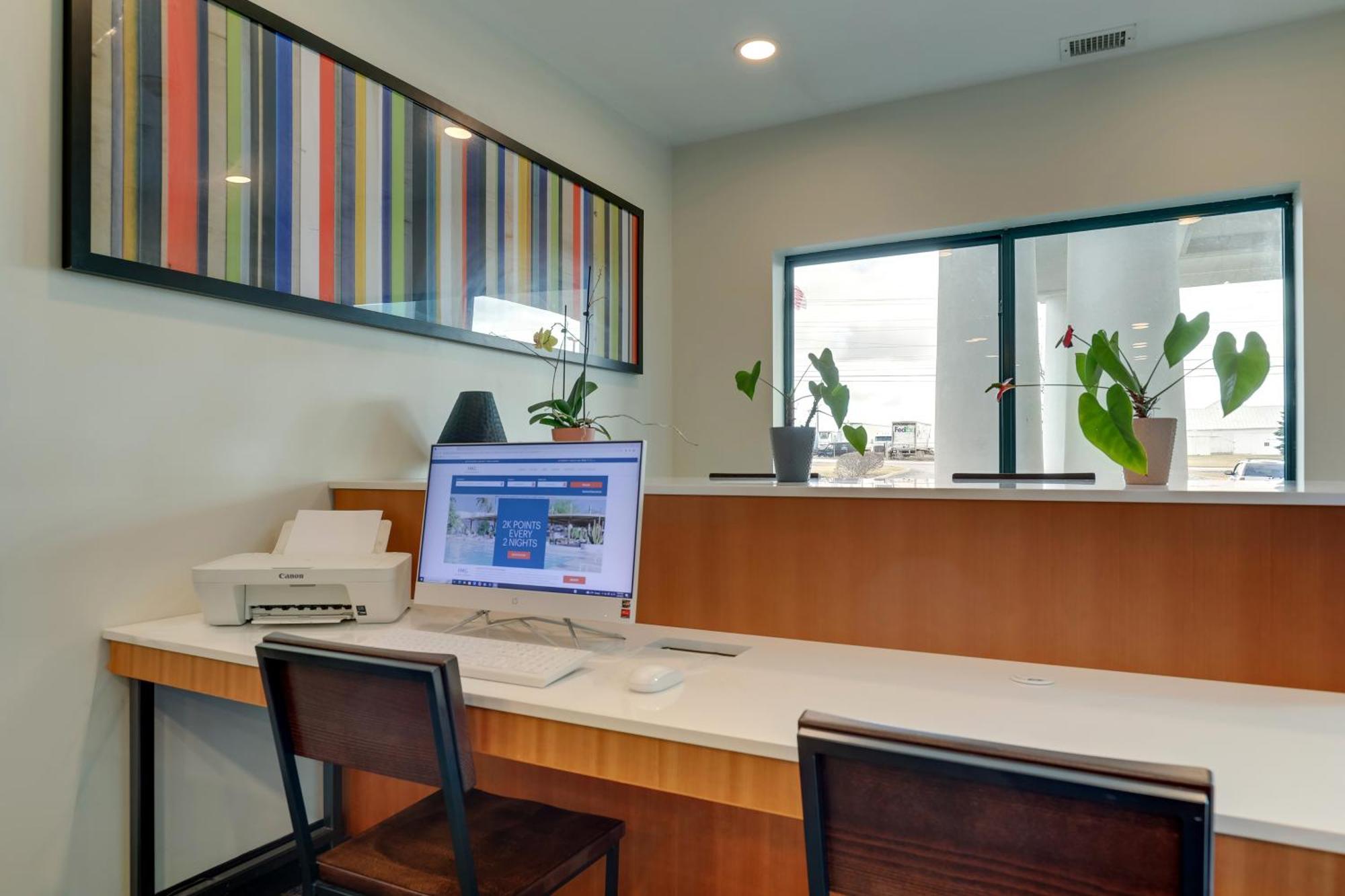 Holiday Inn Express Hotel & Suites Bryan-Montpelier By Ihg Холидей-Сити Экстерьер фото