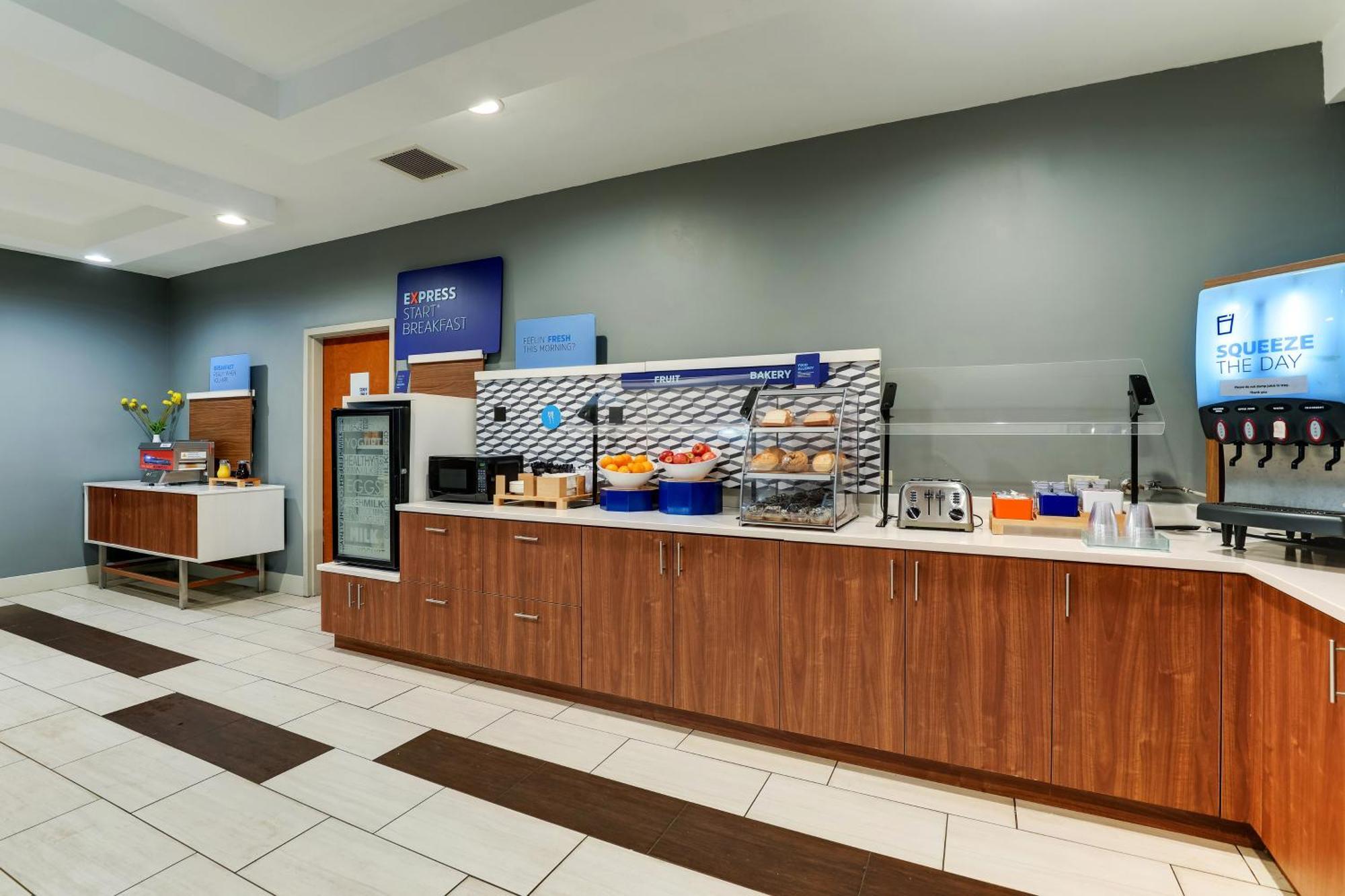 Holiday Inn Express Hotel & Suites Bryan-Montpelier By Ihg Холидей-Сити Экстерьер фото