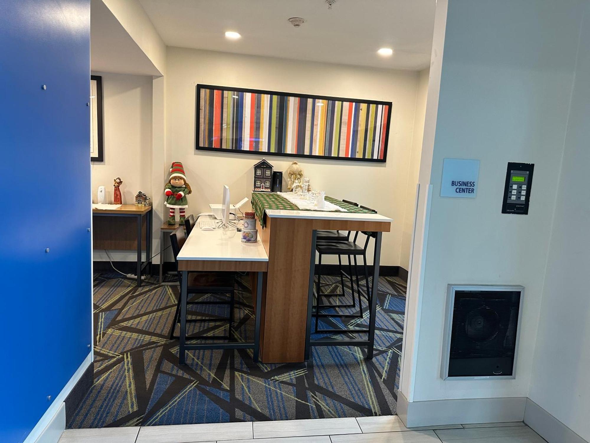 Holiday Inn Express Hotel & Suites Bryan-Montpelier By Ihg Холидей-Сити Экстерьер фото