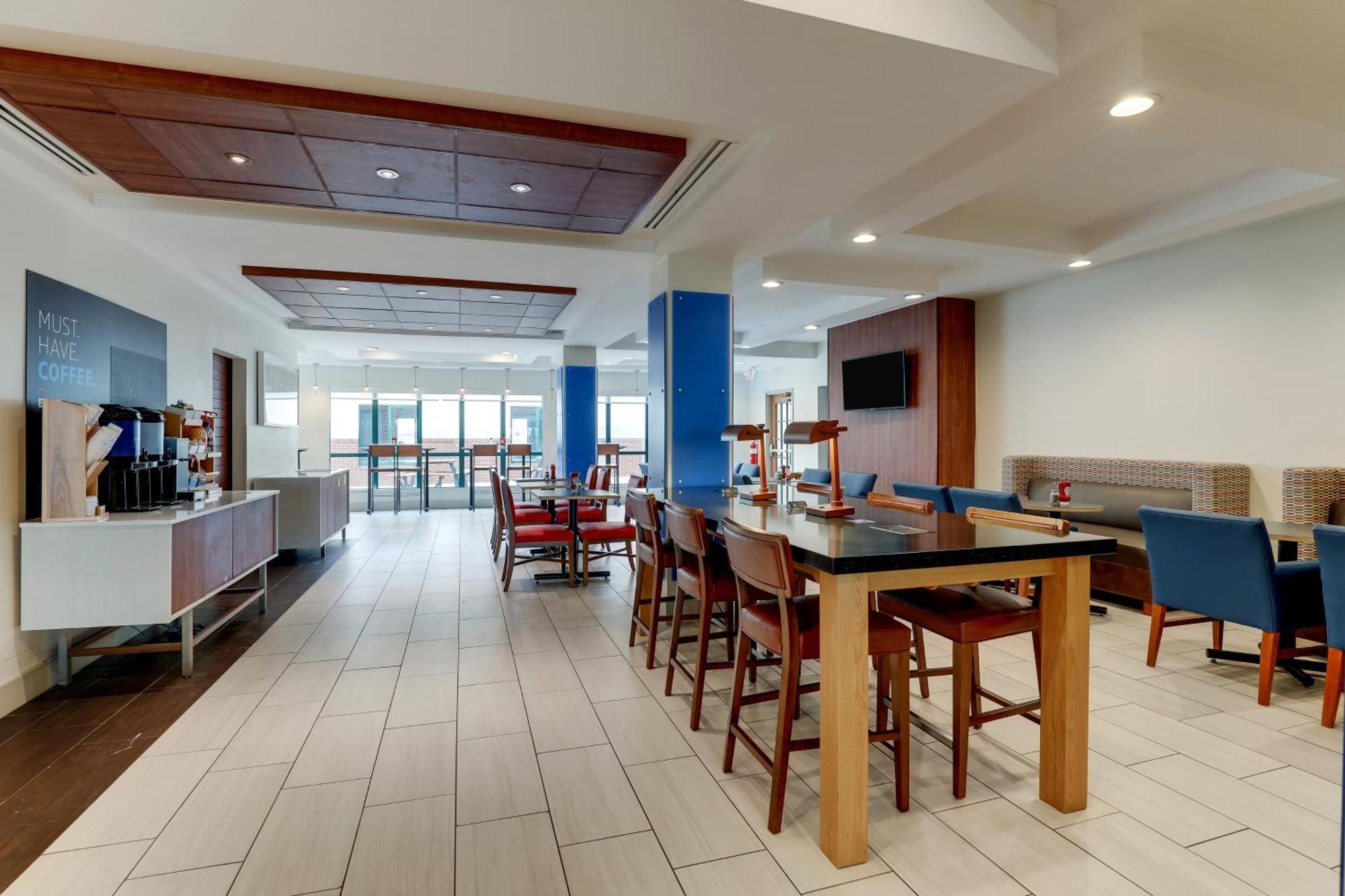 Holiday Inn Express Hotel & Suites Bryan-Montpelier By Ihg Холидей-Сити Экстерьер фото